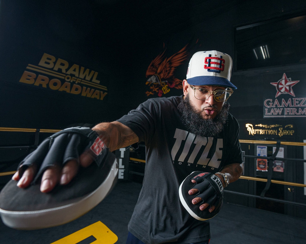 Лапи боксерські TITLE Boxing Gel Tech Punch Mitts 2.0 Black Каменское - изображение 5