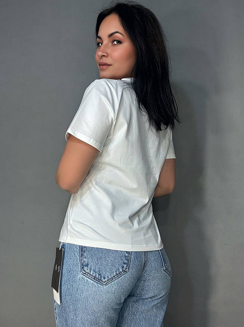 Футболка жіноча A-N 30103 базова з вишивкою La Poésie Paris однотонна, білий, one size Київ - фото 3