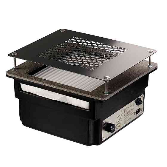 Встраиваемая маникюрная вытяжка Teri Turbo черная (решетка черная) Киев