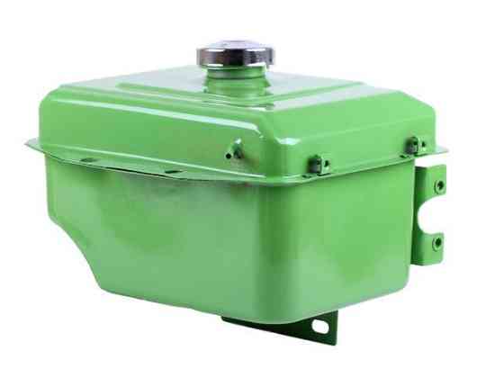 Бак топливный на дизельный двигатель 180N, Зубр , выступающая горловина с крышкой Мукачево