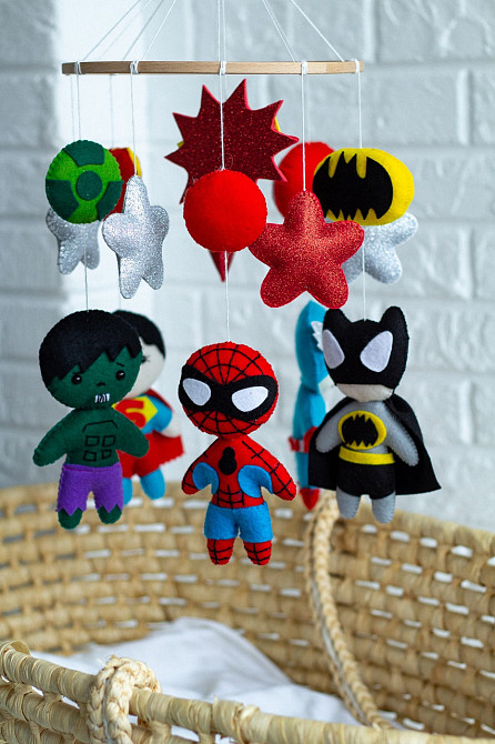 Дитячий мобіль на ліжечко для немовлят WooolyWool «Супер-герої» Київ - фото 5