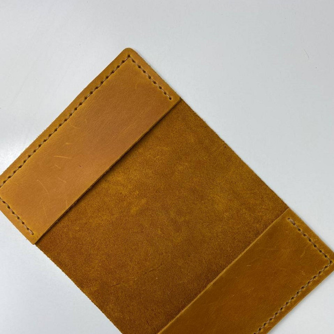 Паспортниця Руда Home шкіряна, модна обкладинка на паспорт, практичний чохол зі шкіри з тисненнямMasterSem Київ - фото 6