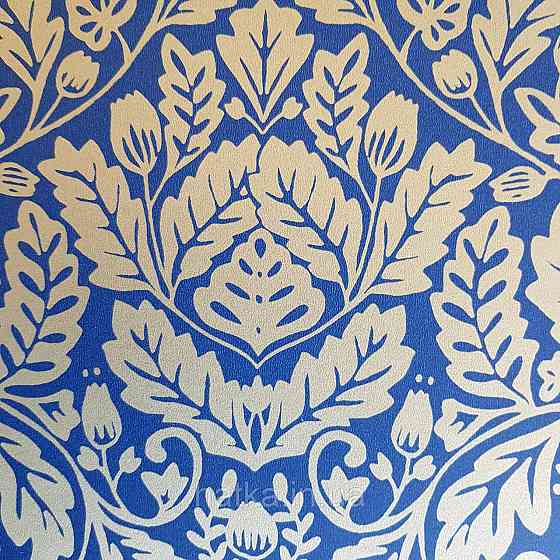 Шпалери вінілові на флізелін Caselio Mystery 0.53х10 м яскраві листя дубок золотисті на темно синьому Київ