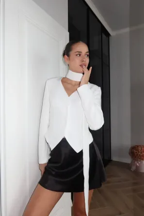 Піджак, що формує силует і виглядає дорого — без зайвих деталей. Одеса