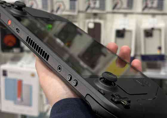 Ігрова приставка Valve Steam Deck OLED 512 GB (Black) Київ