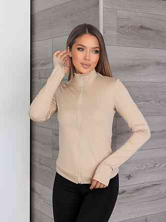 Женский костюм для спорта и фитнеса 