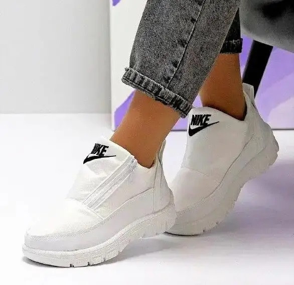 Зимові жіночі Кросівки Nike на Хуху Білі Снікерси Найк Дутики (розміри: 36,37) Дніпро - фото 7