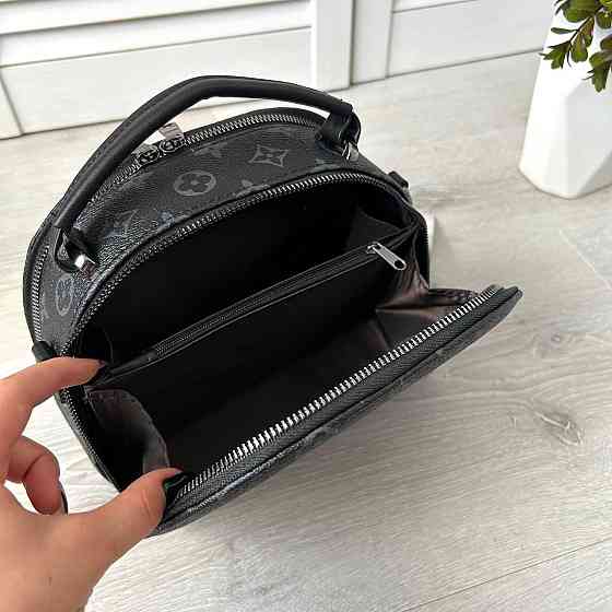 Брендовая женская сумка. Женская сумка маленькая через плечо. Киев