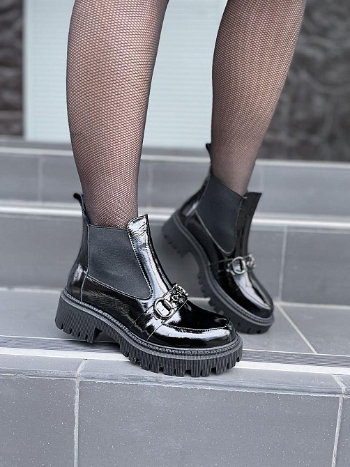 SOTHBY'S Жіночі черевики Sothby 's чорні шкіра лакована розмір 36-39 (M-1075) Коломия - фото 9