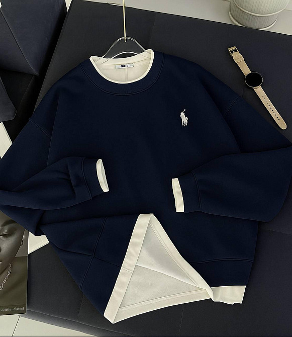 Жіночий стильний оверсайз світшот з лого та імітацією футболки двонитка Темно-синій Одеса - фото 1