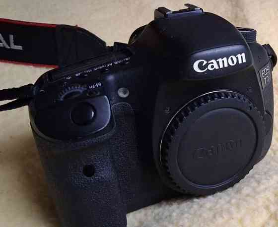 Canon EOS 7D, body, полный комплект, пробег 11600. Харьков