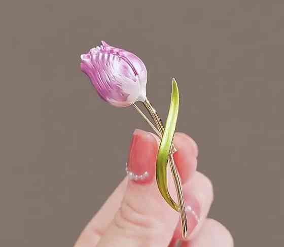 Брошка "Тюльпан" Білий Сміла