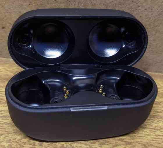 Безпровідні наушники Sony WF-1000XM4 з активним шумозаглушенням. Харків