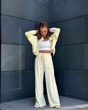 Женский прогулочный плюшевый костюм двойка: кофта и штаны Желтый, 46/48 Одесса