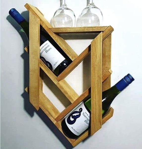 Настенная винная полка 