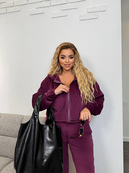 Жіночий теплий костюм-двійка: кофта та штани батал зі стразами велюр спорт на хутрі Марсала, 60/62 Одеса - фото 2