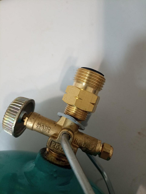 Перехідник газового балона з 3/8