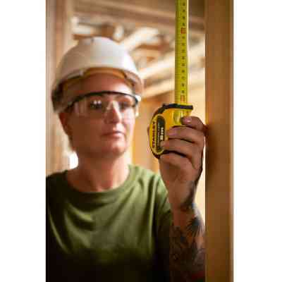 Рулетка Stanley CONTROL-LOCK, 8мх25мм, у прогумованому корпусі, з двосторонньою шкалою (STHT37232-0) Вінниця