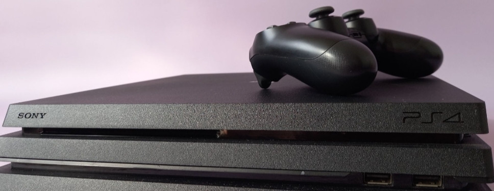 Приставка SONY PlayStation 4 Pro 1Tb. + 10 iгор Киев - изображение 1