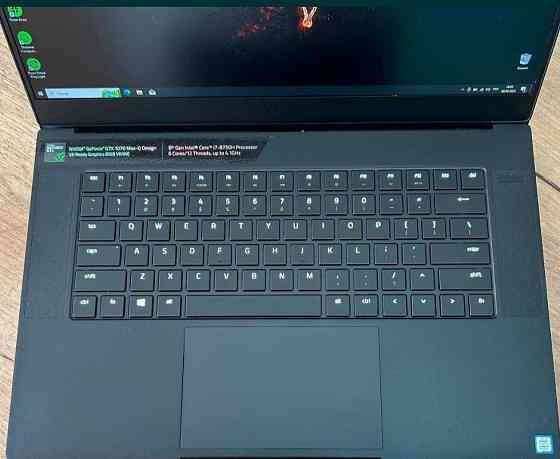 Ноутбук: Razer Blade 15 FHD IPS 144Hz. i7-8750H , 16Gb. SSD 512Gb. GTX1070 MaxQ.Razer Blade RZ09-02386 Киев