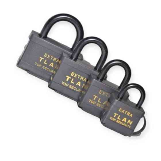 Замок навісний "дужка" 40 мм, загартована сталь, фінський ключ 3 шт, чорн. гумовий Extra Мукачево