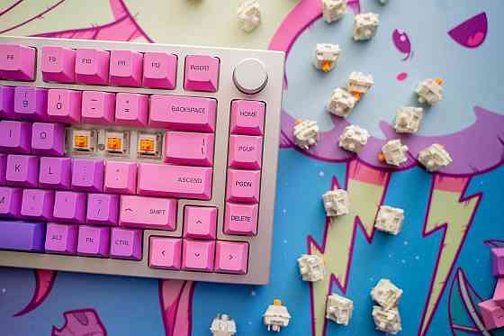 Механические тактильные переключатели Glorious Panda 36 шт 49g 3‑pin для GMMK и Numpad с заводской смазкой Киев