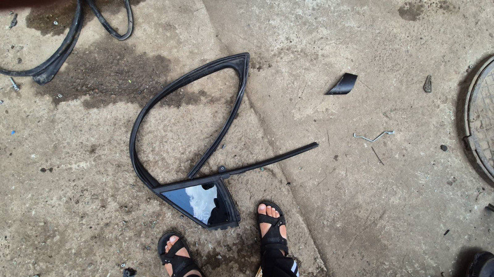 Стекло дверей Kia Sportage 2021–2025 Киев - изображение 1