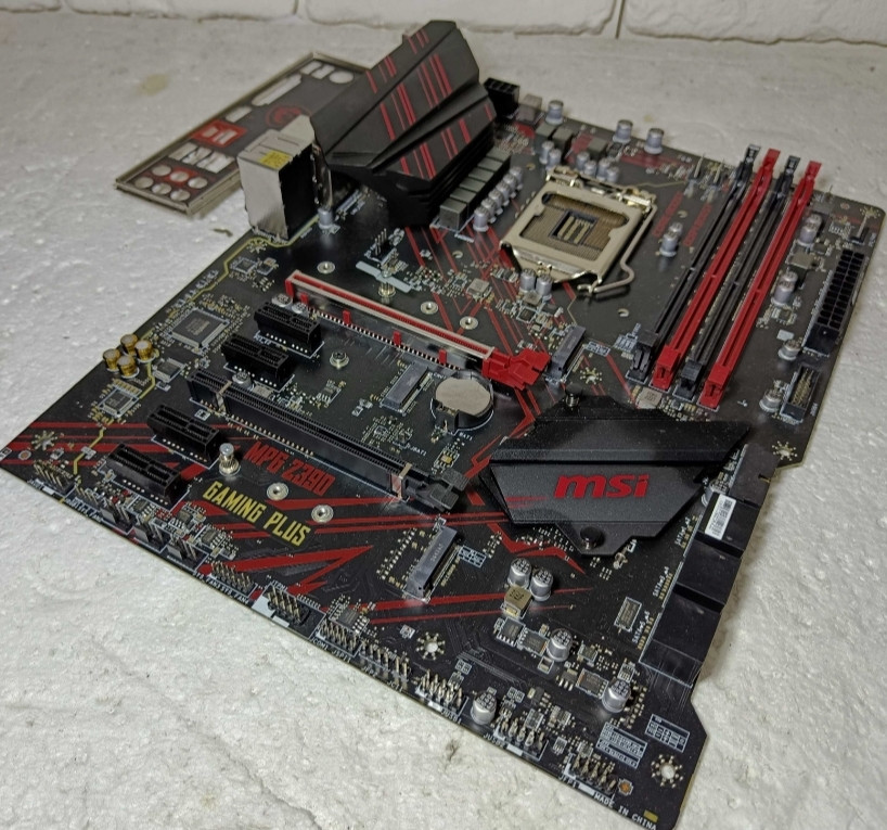 Материнська Плата: MSI MPG Z390 Gaming Plus - LGA1151 v2 Київ - фото 7