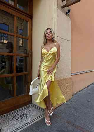 Женское романтичное платье на бретелях из шелка Лимонный, 42/44 Одесса