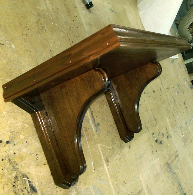 Полка для акустических систем 