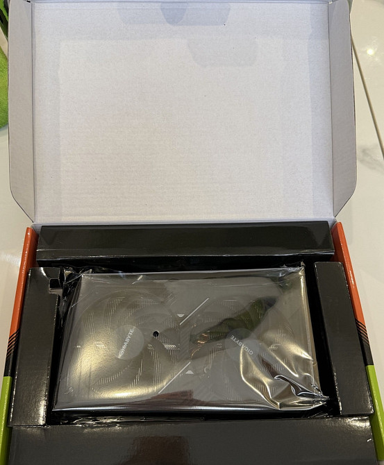 Видеокарта GIGABYTE GeForce RTX 5060 Ti WINDFORCE OC 16G. Харьков - изображение 1