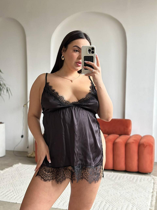 Сексуальний пеньюар великих розмірів PLUS SIZE короткий з мереживом на бретелях з трусиками ажурний з розрізами чорний 3XL Одеса - фото 2