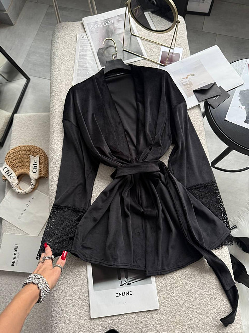 Жіночий стильний романтичний велюровий халат + мереживо Чорний Одеса - фото 2