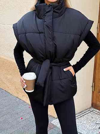 Жіноча тепла жилетка з поясом плащівка еммі на силіконі Чорний, 46/48 Одеса