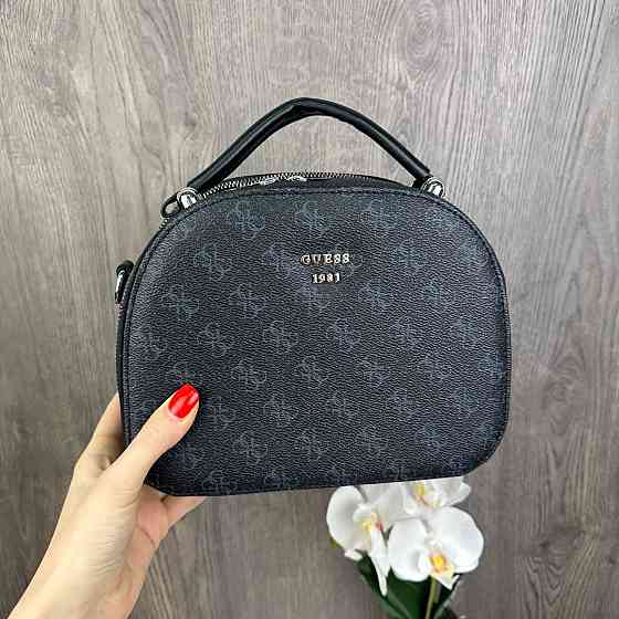 Каркасна жіноча сумка стиль Guess чорна, сумочка на плече Гесс ( 27992 ) Харків
