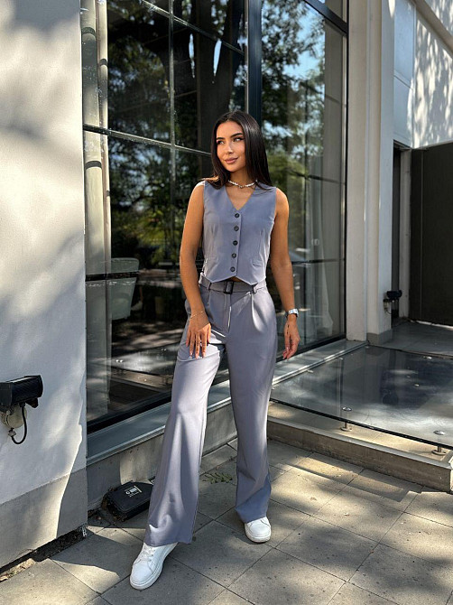 Женский брючный костюм двойка: жилет и брюки турецкая костюмка Графит, 46 Одесса - изображение 7