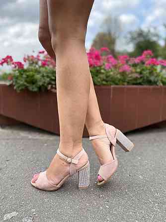 PLPS Босоніжки жіночі пудрові PLPS 285-3 з еко-замші на стійких підборах / Босоніжки на літо р. Коломия
