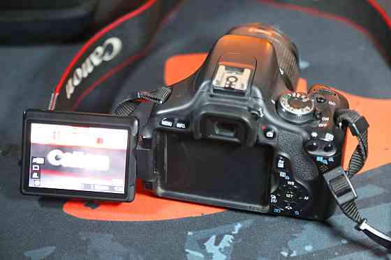 Профессиональный фотоаппарат Canon EOS 600D + EF-S 18-55 Зеркалка.Комплект. Б\У Киев