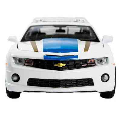 Машина Maisto Chevrolet Camaro SS RS Police 2010 (1:24) белый (31208 white) Винница