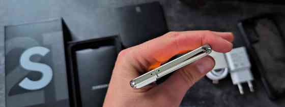 Топовий! Samsung s 21 8/128gb Киев