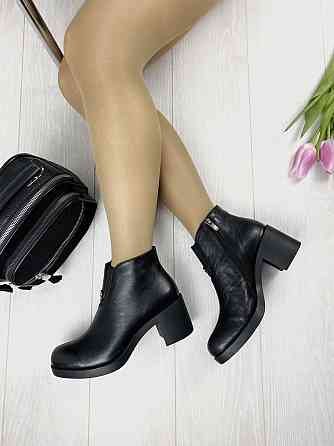 Injers Черевики жіночі INJERS чорні натуральна шкіра 39р. (1161) Коломия