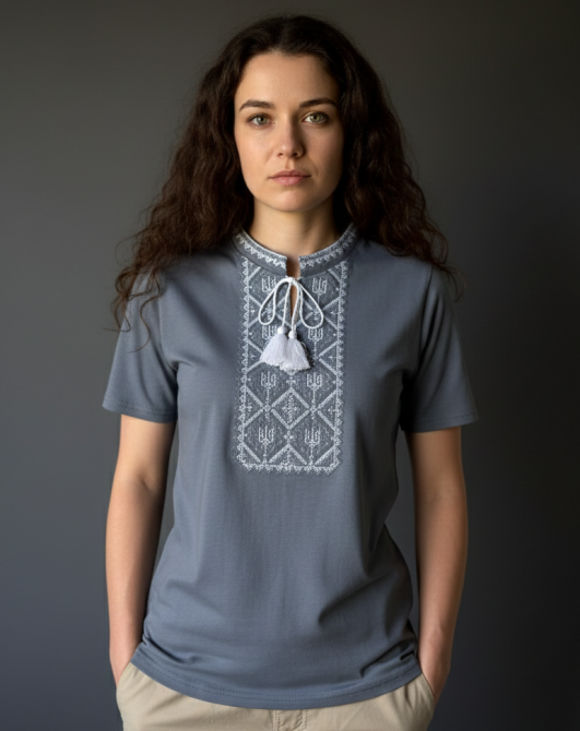 Женская вышитая футболка серая с бело-серым орнаментом M Киев - изображение 1
