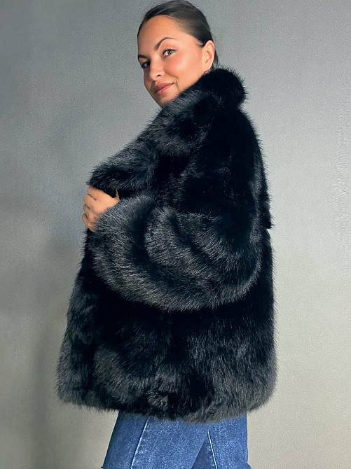 Шуба жіноча Fancy Matinee 5902 оверсайз з кишенями чорна, чорний, M Київ - фото 3