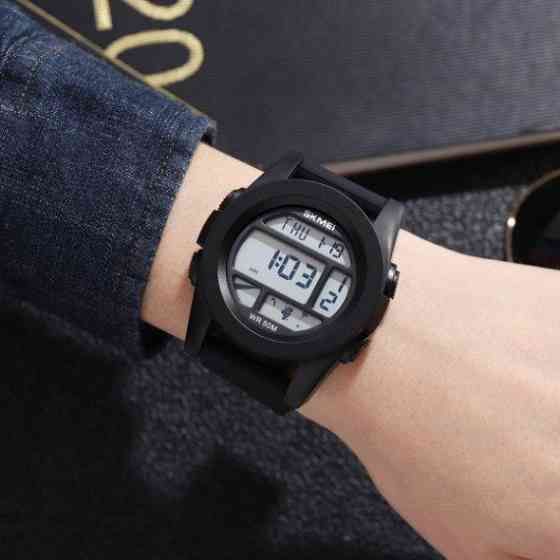 Тактические водостойкие кварцевые часы Skmei World black Киев