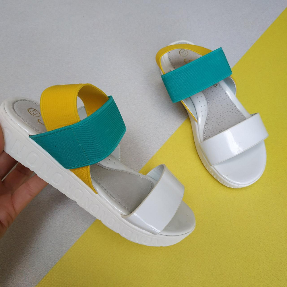 Босоножки для девочек 29 размер Киев - изображение 1