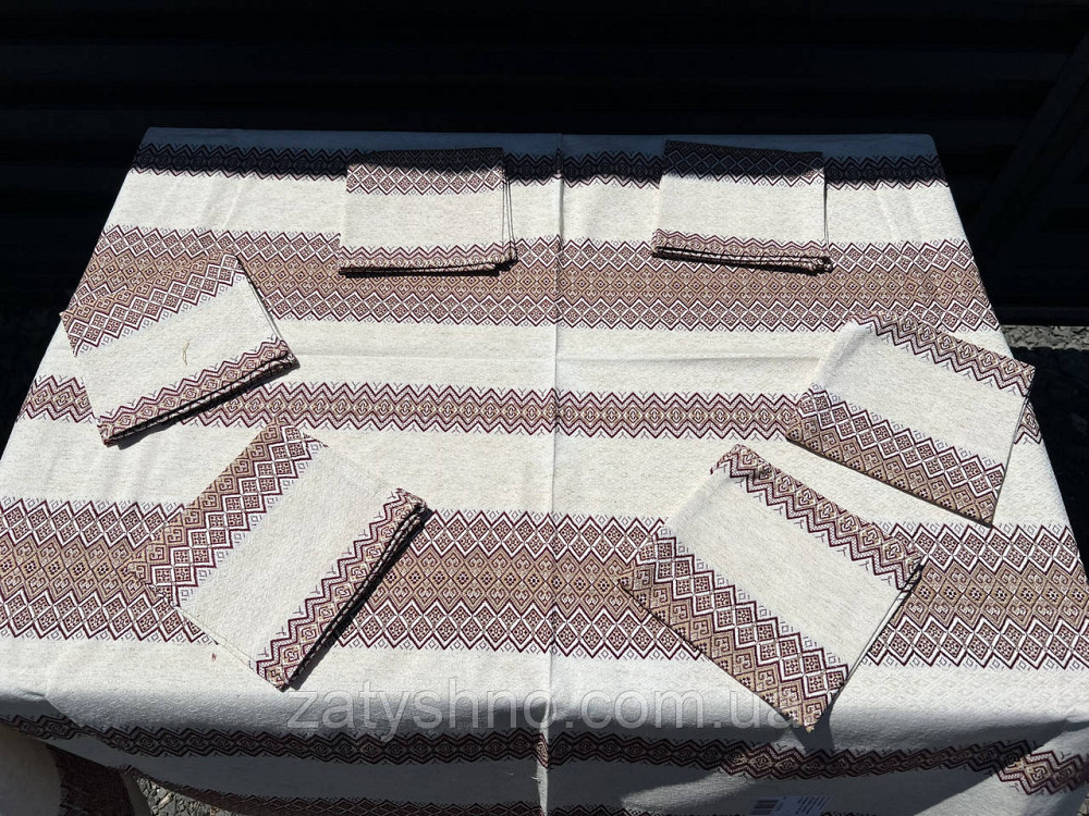 Вышитая скатерть кофейная с салфетками Киев - изображение 8