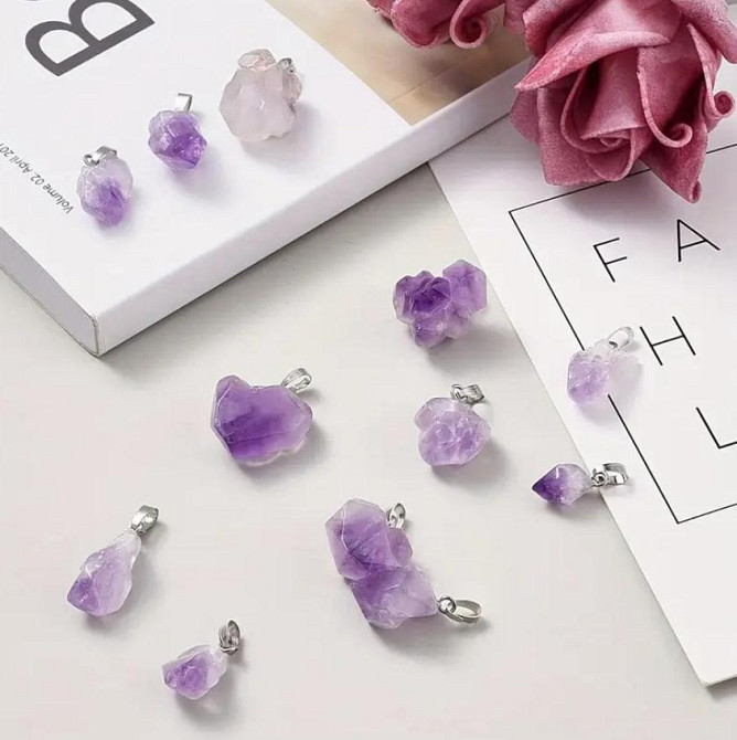 Кулон из натурального необработанного аметиста, подвеска из аметиста (20-25 мм) на шнурке (1 шт.) Киев - изображение 2