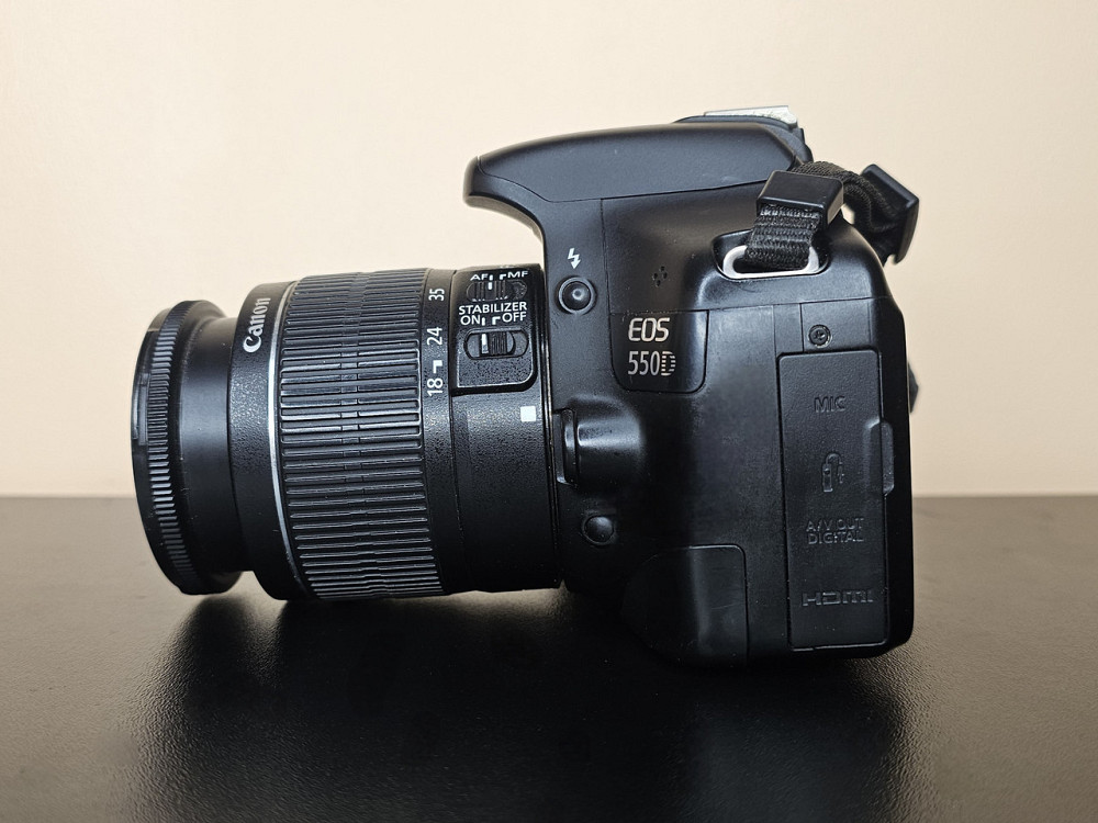 Дзеркальний фотоапарат Canon D550 + kit об'єктив 18-55 мм + сумка + SD 64 GB Клевань - фото 5