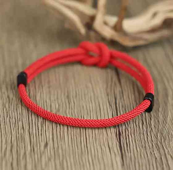Червоний браслет зі шнурка з вузлом — амулет на удачу й захист Київ