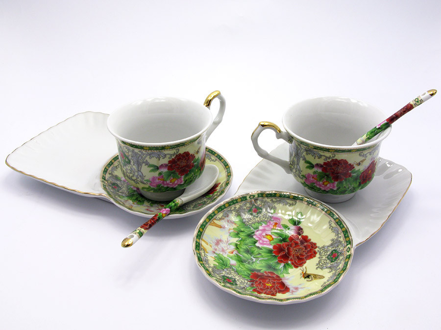 Фарфоровый сервиз Пионы Киев - изображение 1